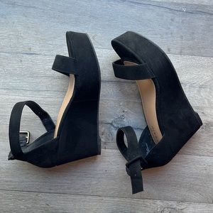 Torrid Chunky Platform Wedge Double Strap Heel - size 7.5 WIDE